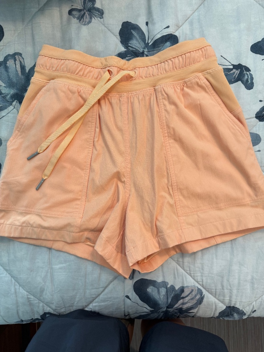 Orange Lululemon size 2